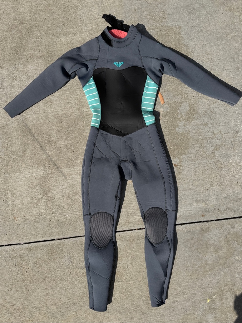 Roxy Black and Gray Full-Length Wetsuit